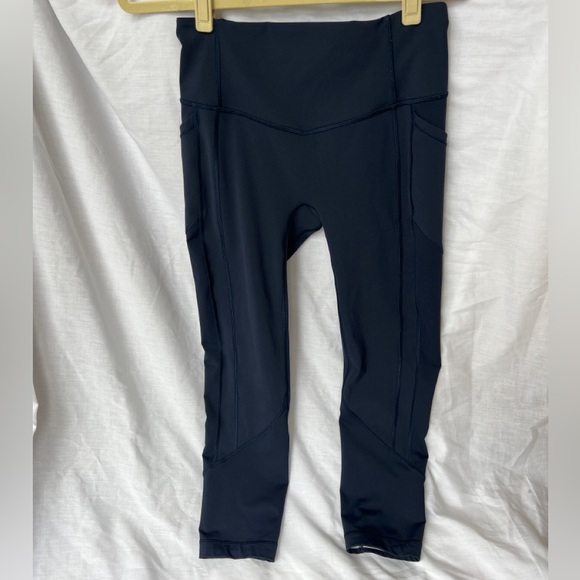 Lululemon crop leggings - Picture 4 of 6